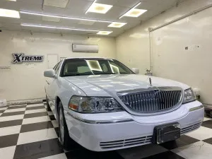 2010 Lincoln Town Car