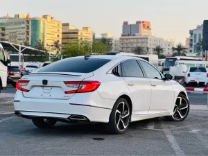 2021 هوندا أكورد