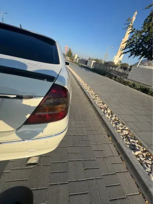 2009 Mercedes-Benz E-Class
