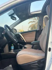 2014 تويوتا راف ٤