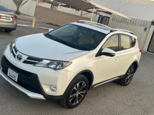 2014 تويوتا راف ٤