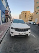 2016 Jeep Grand Cherokee in dubai