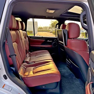 2019 Lexus LX 570