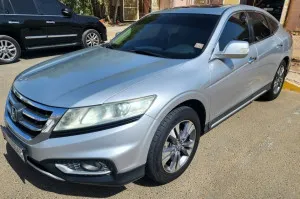 2013 Honda Crosstour in dubai