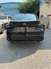 2023 لكزس اي اس