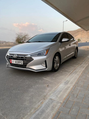 2019 Hyundai Elentra in dubai