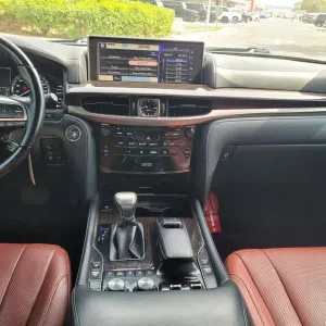 2020 Lexus LX 570