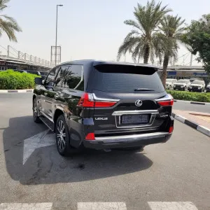 2020 Lexus LX 570