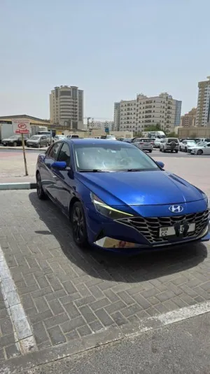 2021 Hyundai Elentra in dubai