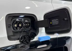 2025 Yangwang U8