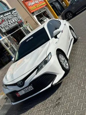 2018 تويوتا كامري in dubai