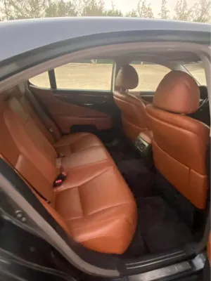 2007 Lexus LS 460
