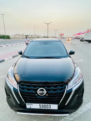 2023 Nissan KICKS