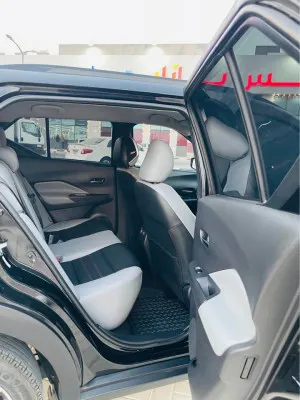 2023 Nissan KICKS