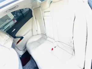 2009 لكزس اي اس
