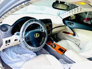 2009 لكزس اي اس