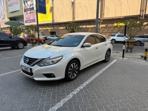 2017 Nissan Altima in dubai