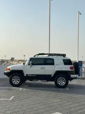 2015 تويوتا أف جي كروزر