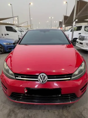 2016 Volkswagen Golf in dubai