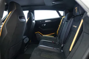 2024 Lamborghini URUS