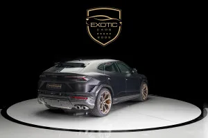 2024 Lamborghini URUS