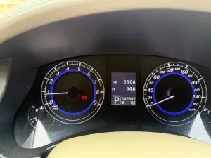 2015 إنفينيتي كيو آكس٥٠