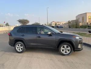 2020 تويوتا راف ٤ in dubai
