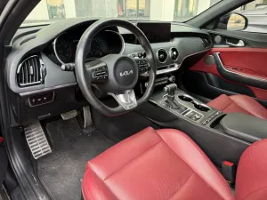 2023 Kia Stinger