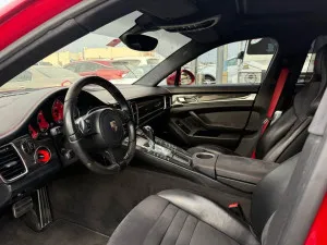 2012 Porsche Panamera