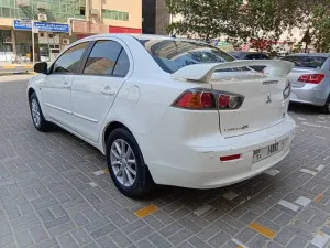 2015 ميتسوبيشي لانسر