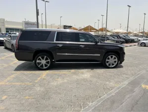 2015 كاديلاك اسكاليد