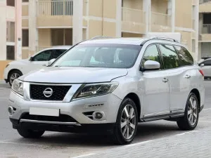 2015 نيسان باثفايندر 