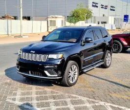 2017 Jeep Grand Cherokee in dubai