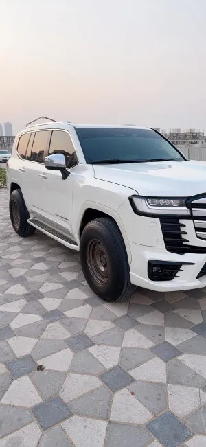 2022 Toyota Land Cruiser