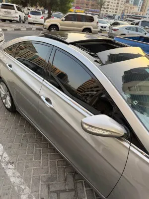 2012 هيونداي سوناتا 