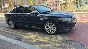 2014 Ford Taurus