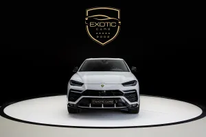 2020 Lamborghini URUS