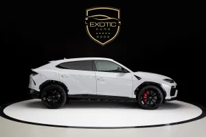 2020 Lamborghini URUS