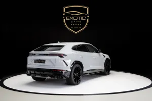 2020 Lamborghini URUS
