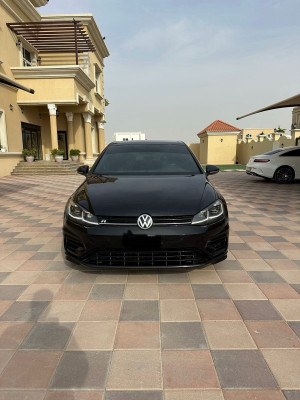 2018 Volkswagen Golf in dubai