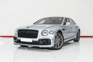 2021 Bentley Continental Flying Spur in dubai