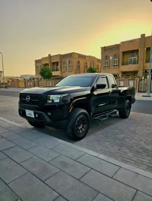 2023 نيسان فرونتير in dubai