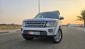 2015 Land Rover LR4 in dubai