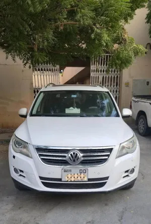 2012 فولجس فاجن تيغوان in dubai