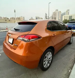 2016 MG 5