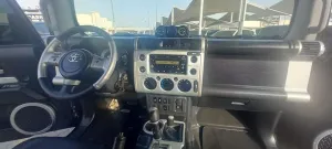 2012 تويوتا أف جي كروزر