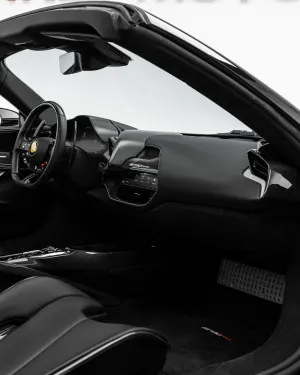 2021 Ferrari SF90 Spider