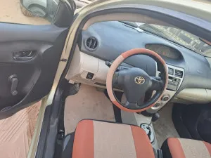 2006 Toyota Yaris