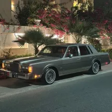 1988 لينكولن زفير
