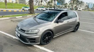 2017 Volkswagen Golf in dubai